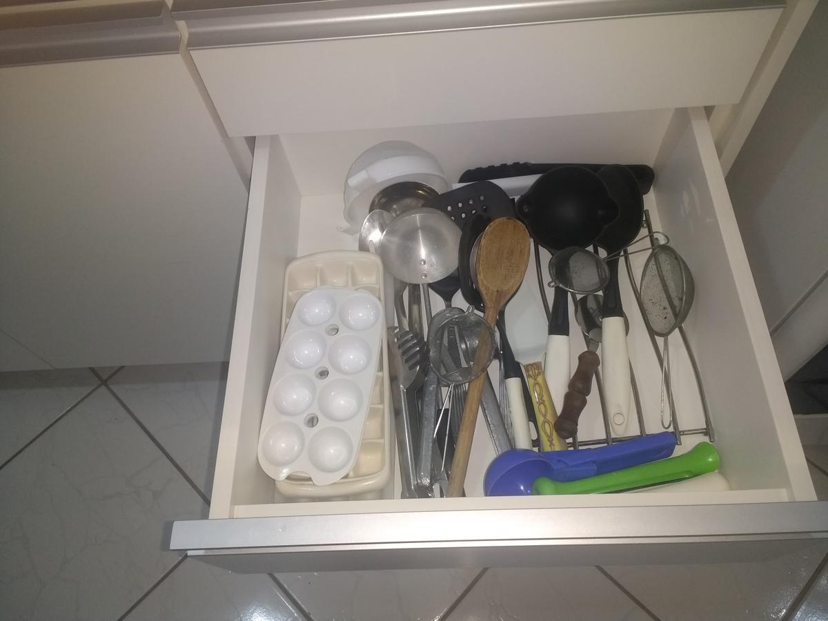 Apto 22e Ar Condicionado E Ventilador, 2 Quartos, Churrasqueira, Elevador E Piscina