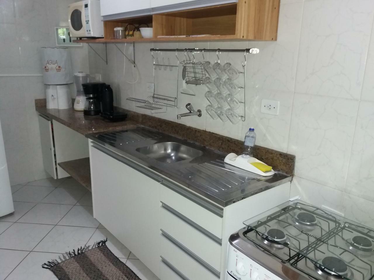 Apto 22e Ar Condicionado E Ventilador, 2 Quartos, Churrasqueira, Elevador E Piscina